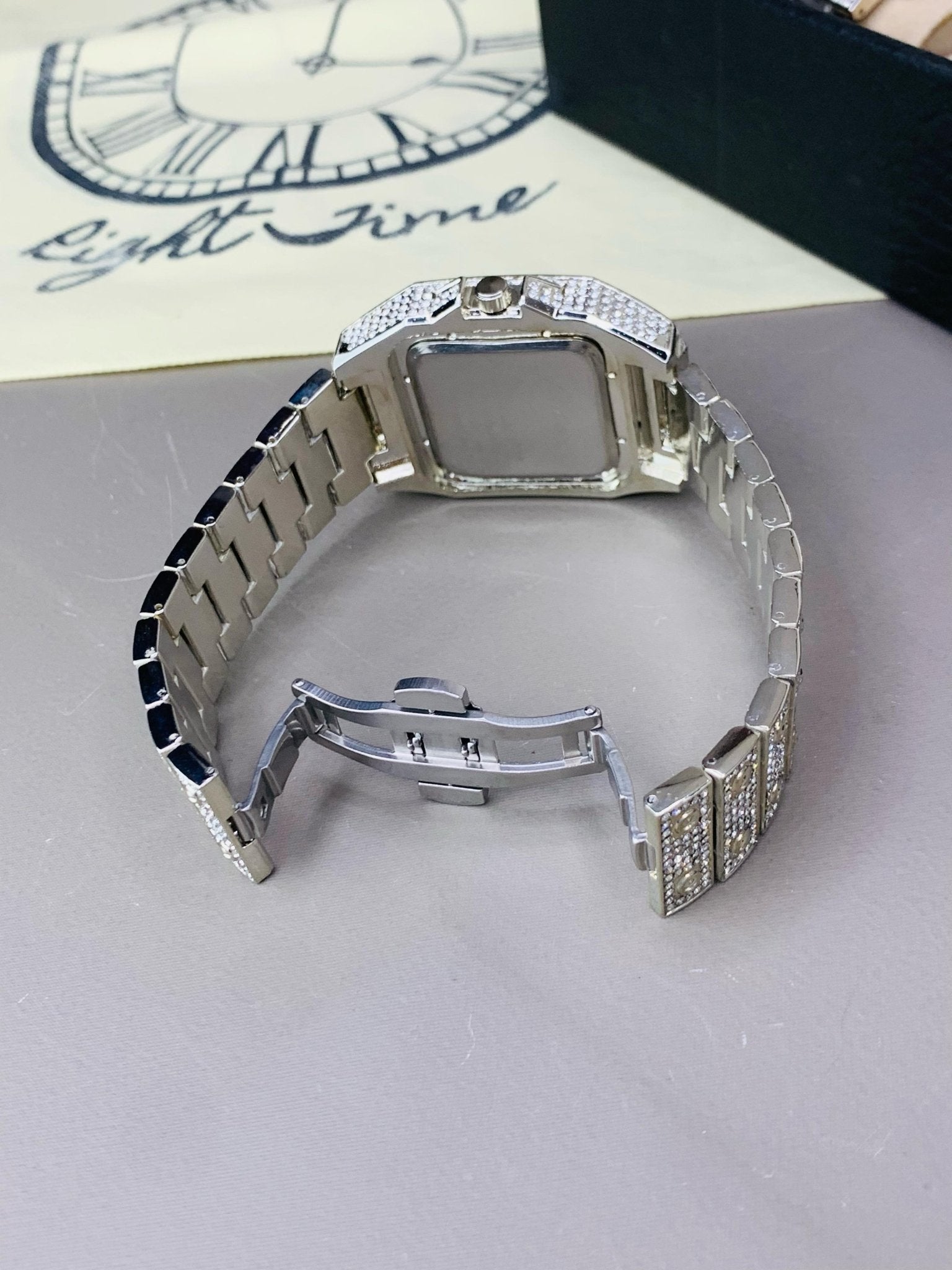 C@rtier Iced Dial (white) - RIGHT TIME